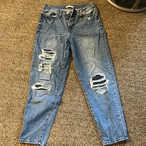Size 7 SO high rise Curvy Mom Jeans
